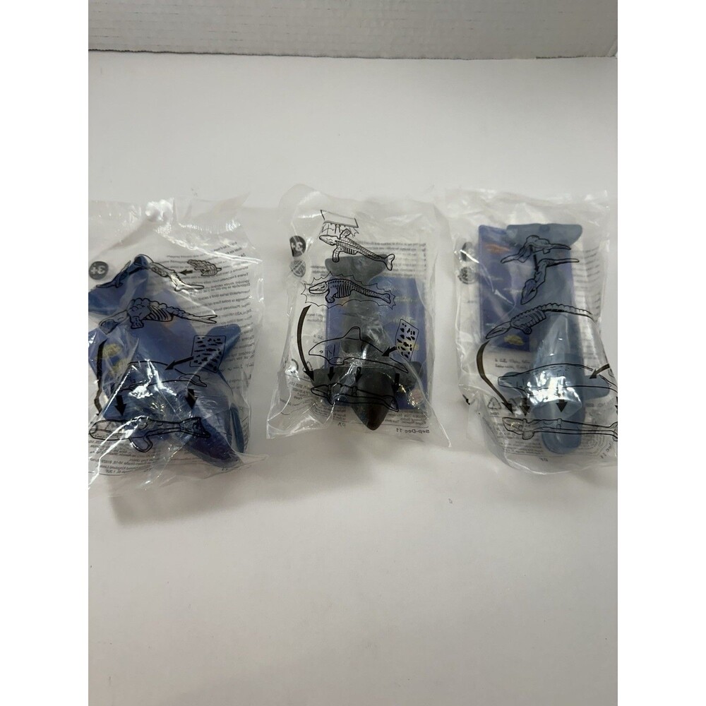 Burger King 2012 Whales Skeleton Hidden Inside Set Of 3 Sealed